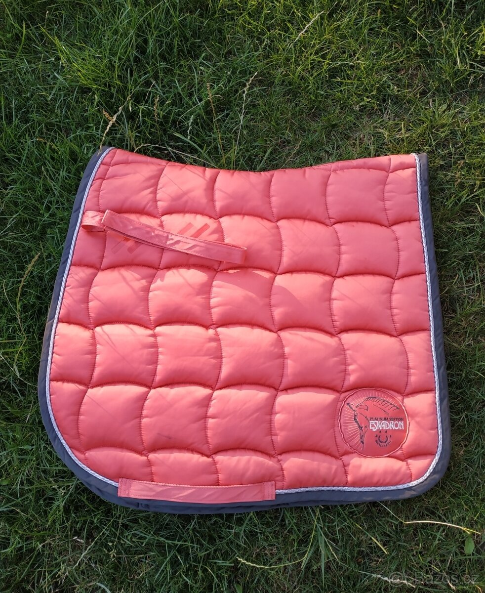 Drezurní dečka Eskadron