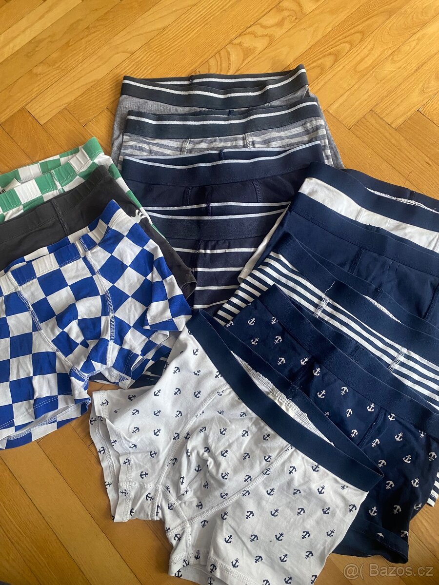 Boxerky  zn. H&M  a Tchibo 134/140