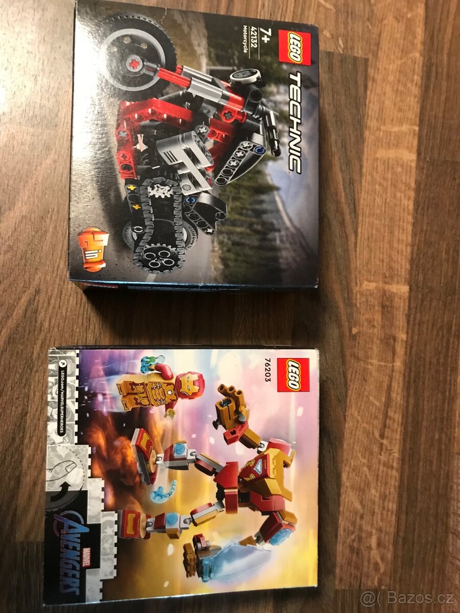 Lego 76203 a Lego 42132