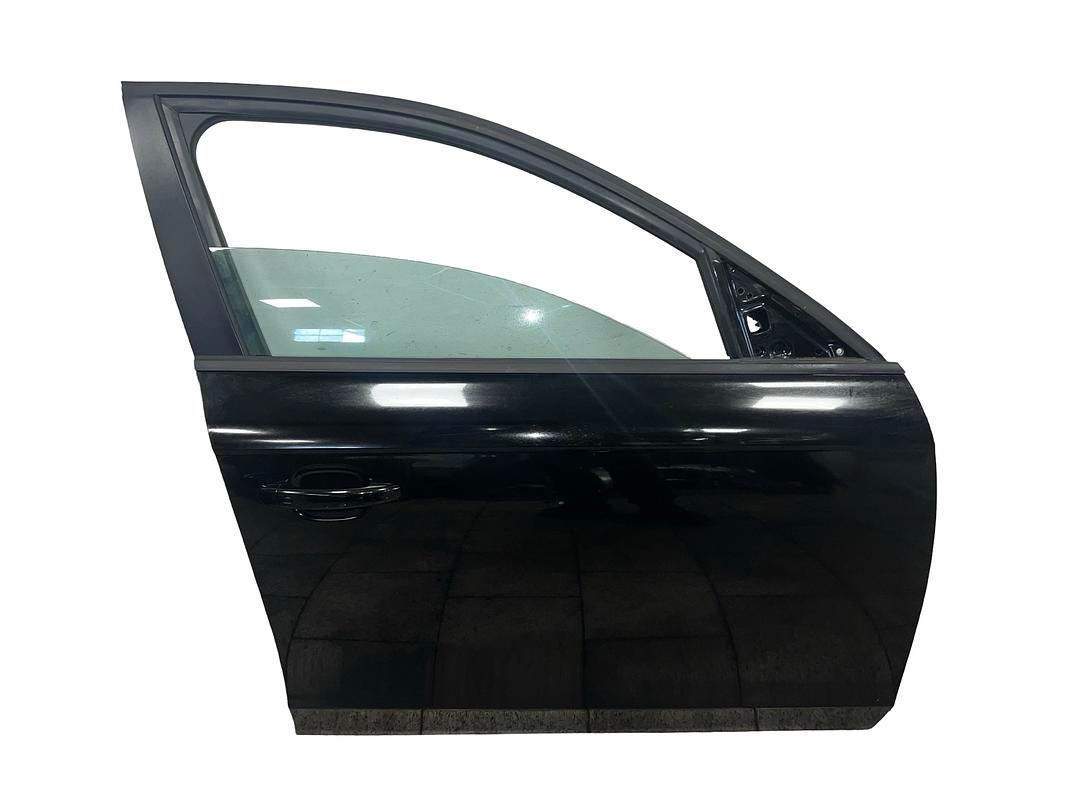 Pravé přední dveře černá metalíza LY9B Audi A4 B8 8K 2010