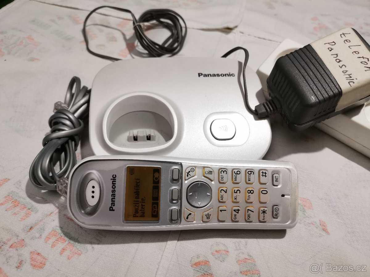 Bezdrátový telefon Panasonic