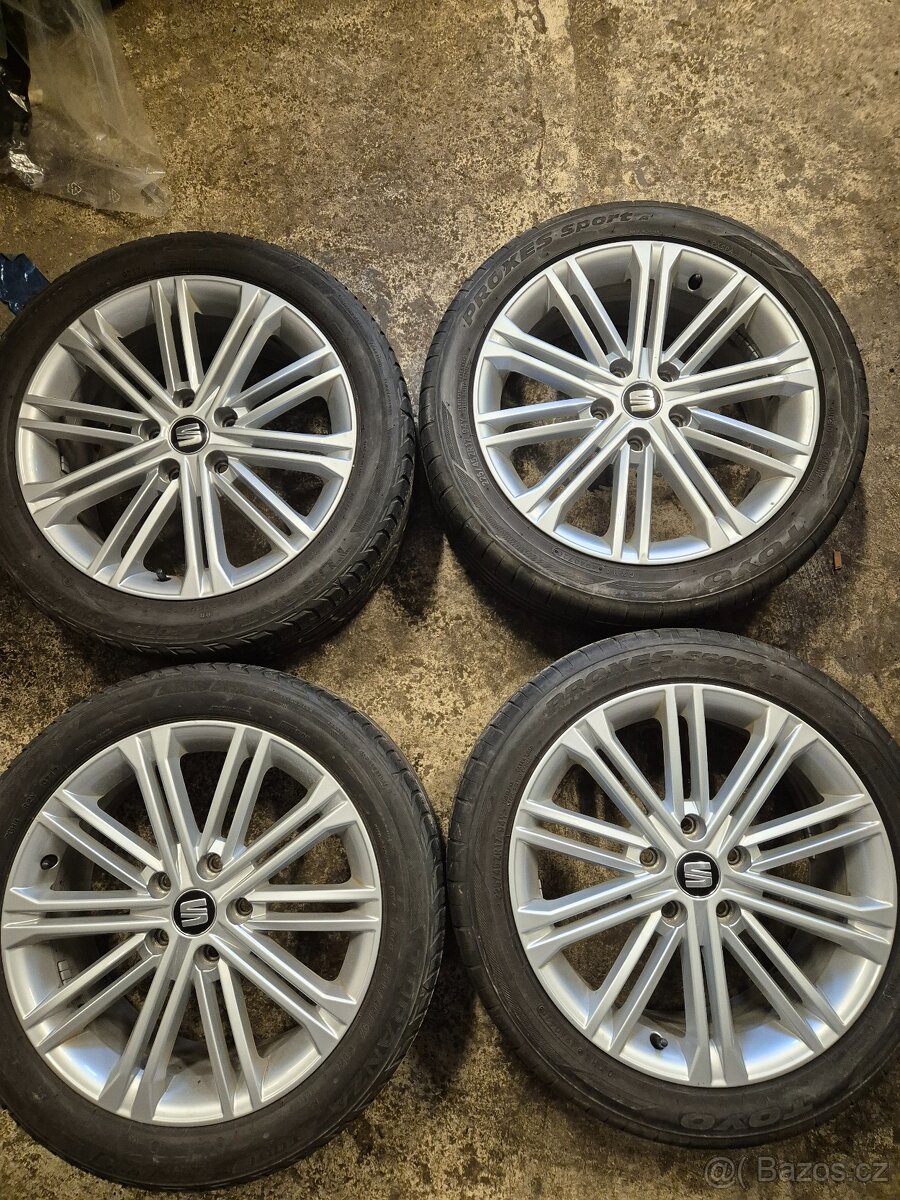 Orig.alu kola Seat 5x112R17 Et-49