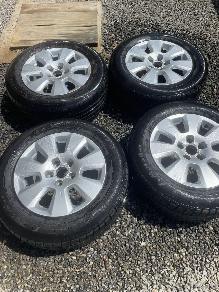 Pneu Matador 225/60 R16