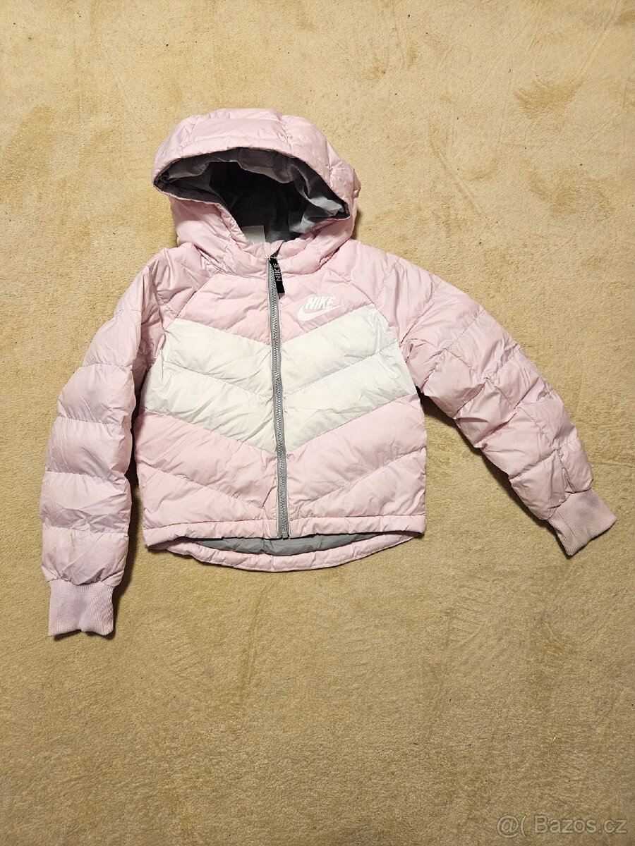 Bunda Nike vel. 128/138