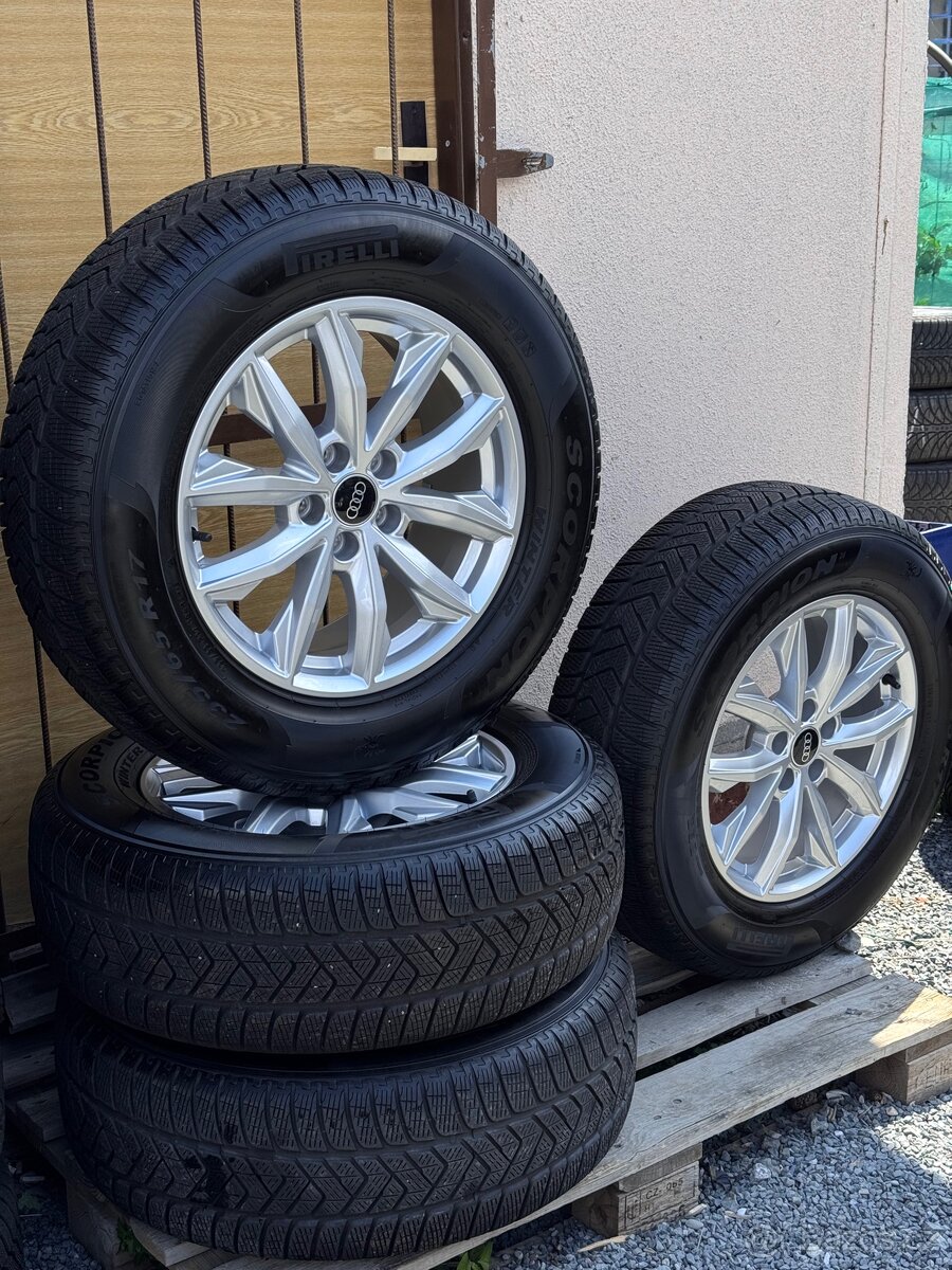 235/65 R17 Audi Q5 / SQ5– originální zimní sada kol