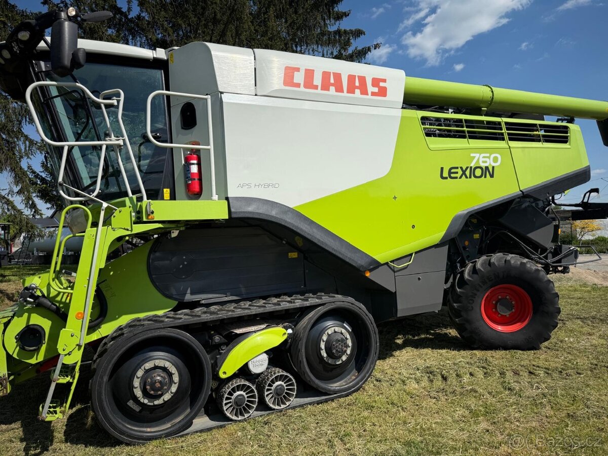 Sklízecí mlátička Claas Lexion 760TT, rok výroby 2015, žací