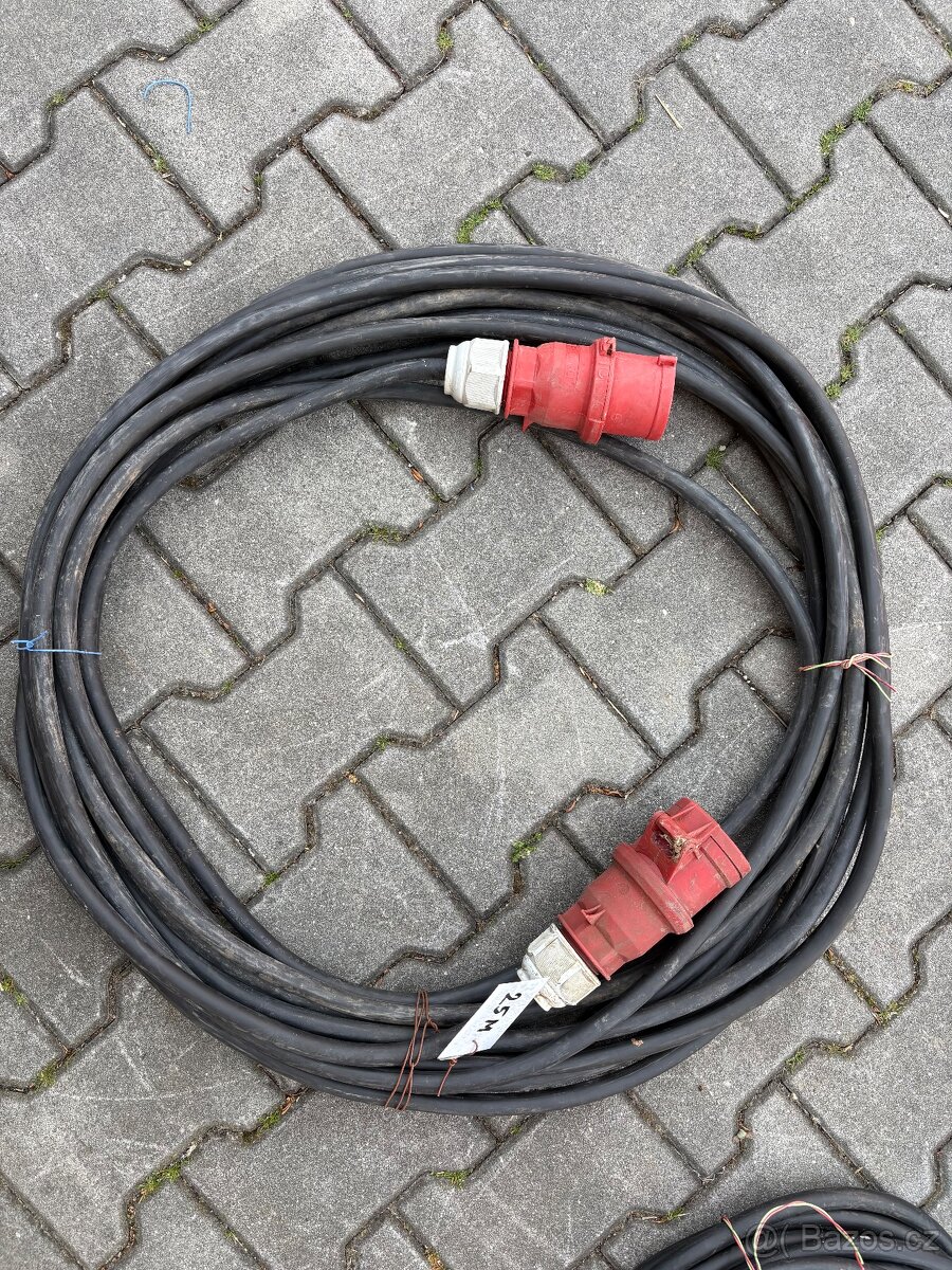 Prodluzovaci kabely 380V