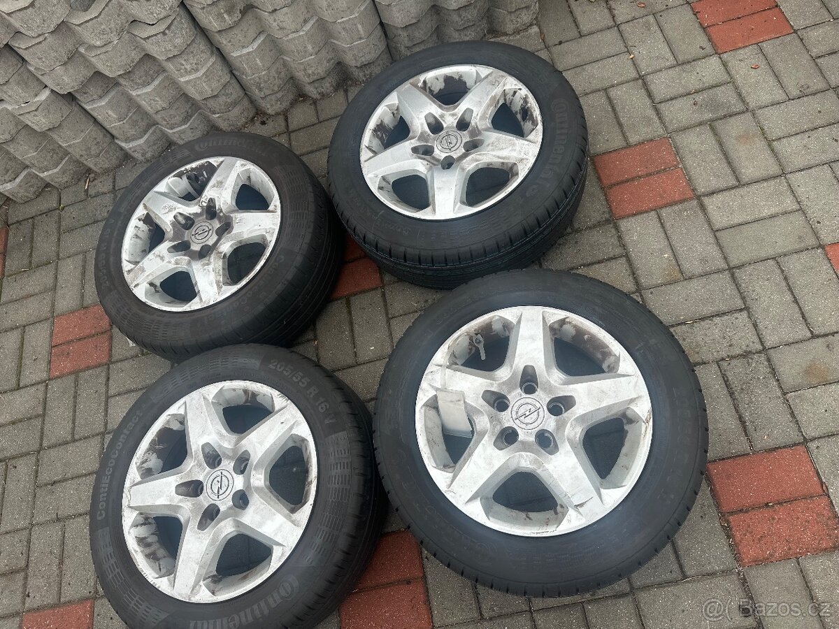 Opel Vectra 205/55r16 letní