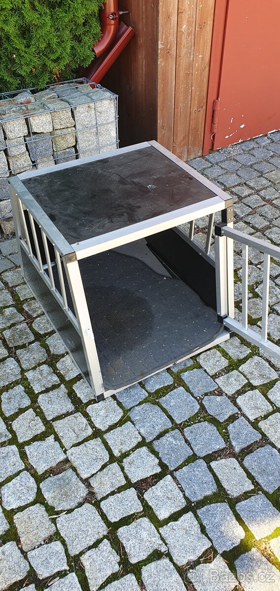 Přepravní klec na psa, kočku, králíky