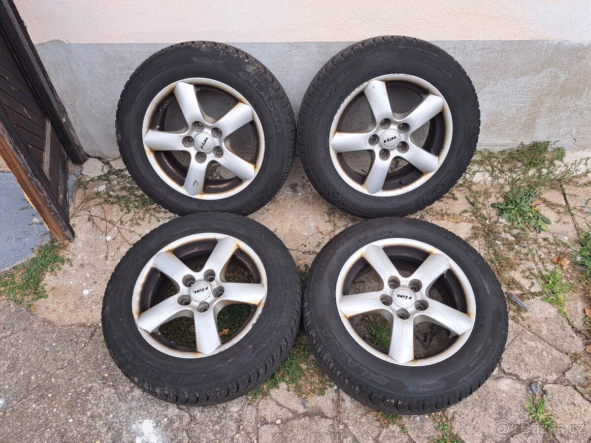 15'' Alu kola RIAL + zimní pneu 195 / 65 R15