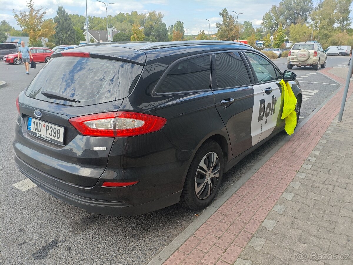 Ford Mondeo mk5 bolt