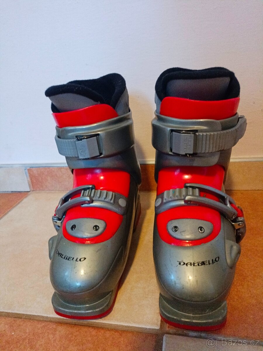 Lyžáky - Dětské boty vel. 26.2