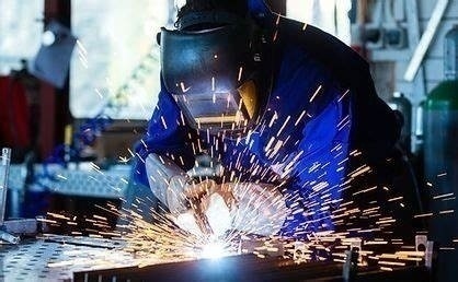 Svářeč STN 135 - mzda až 55.000 Kč Brniště