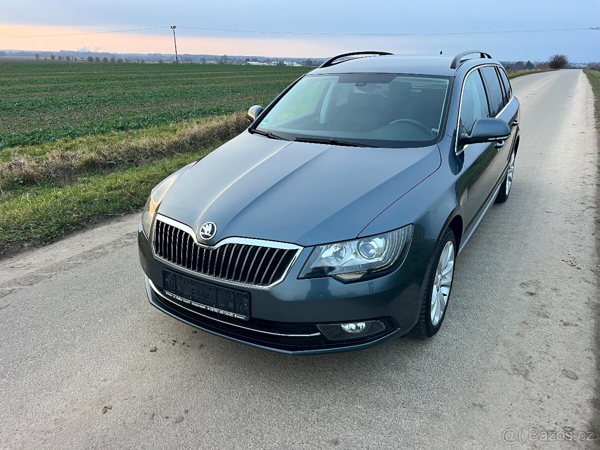 ► ŠKODA SUPERB 2.0TDI 103KW ELEGANCE - XEN-LED-NAVI-