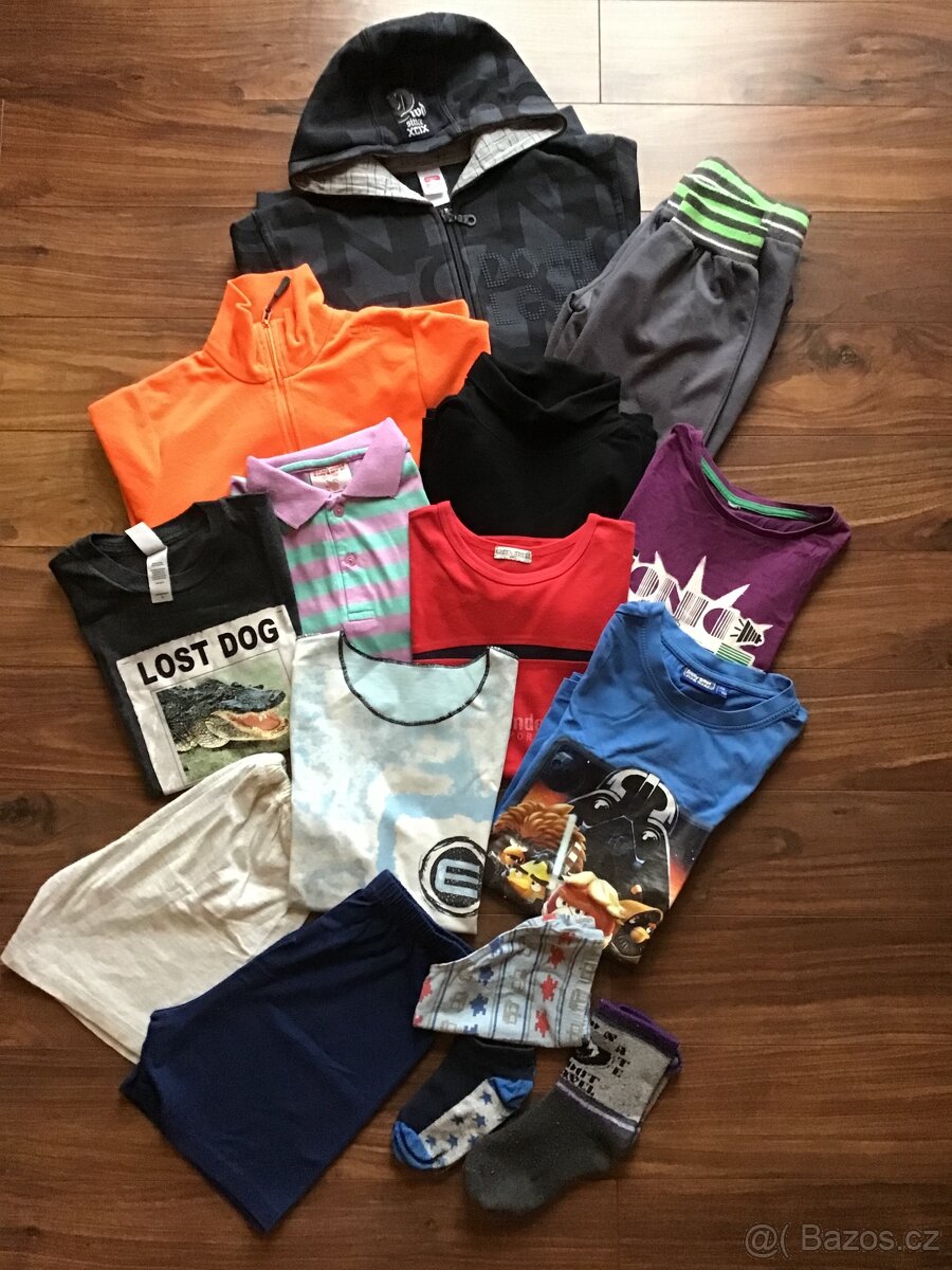 Chlapecké oblečení vel. 122-128
