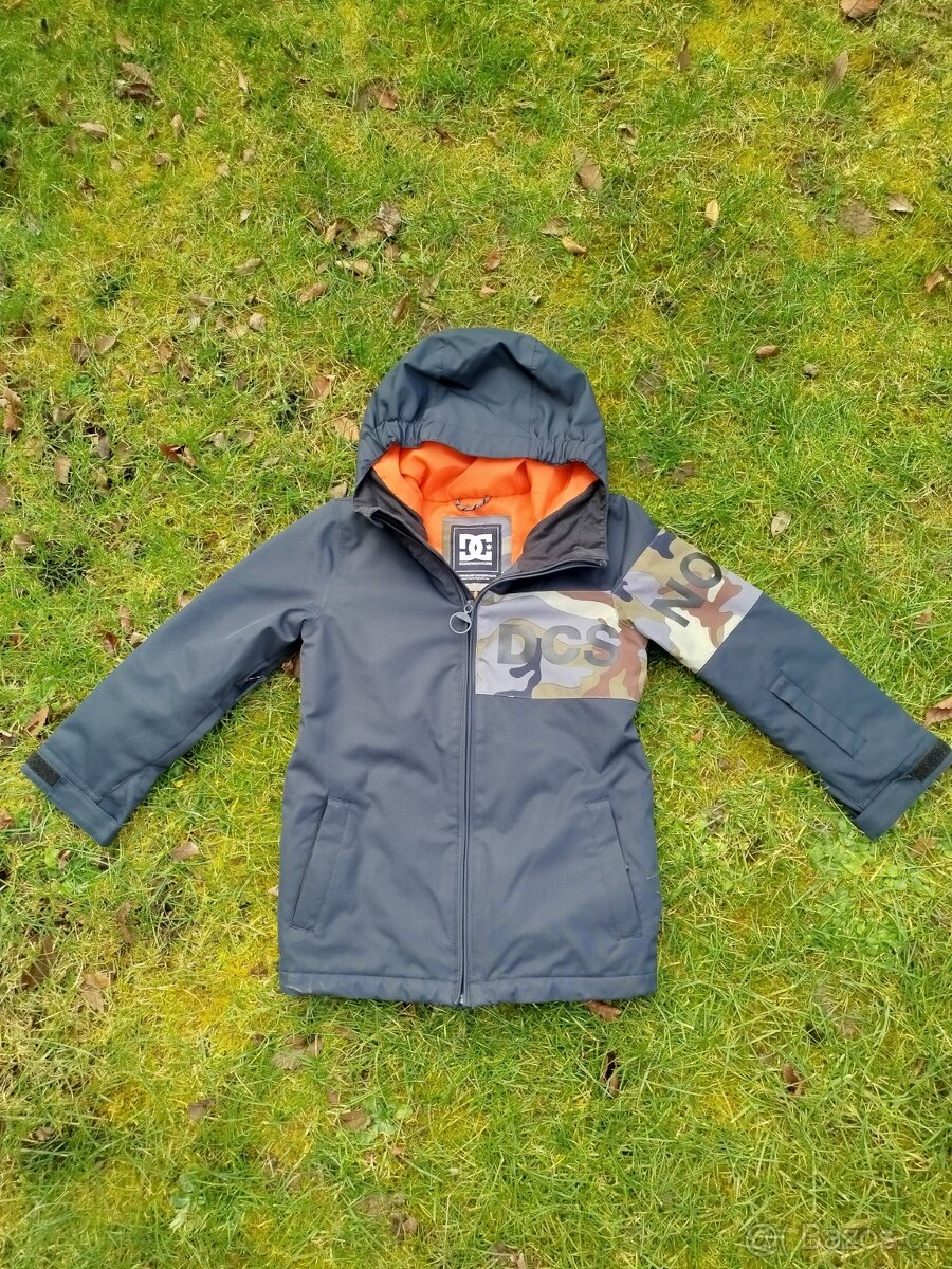 Bunda DC zimní chlapecká vel.136