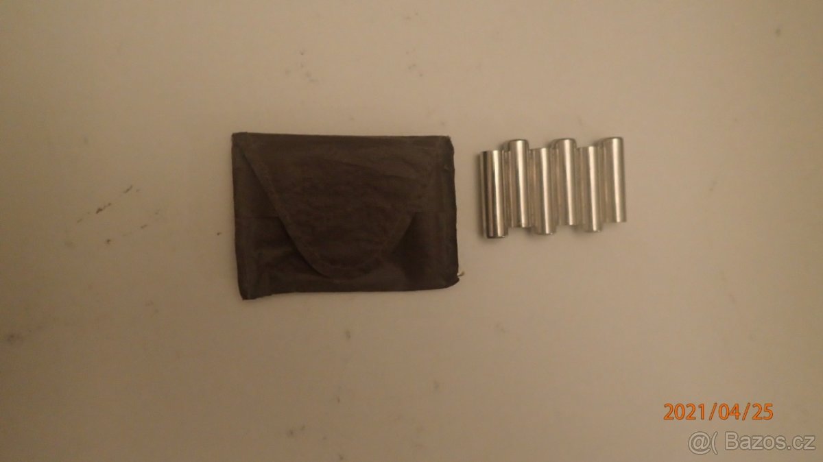 Historickou ladičku