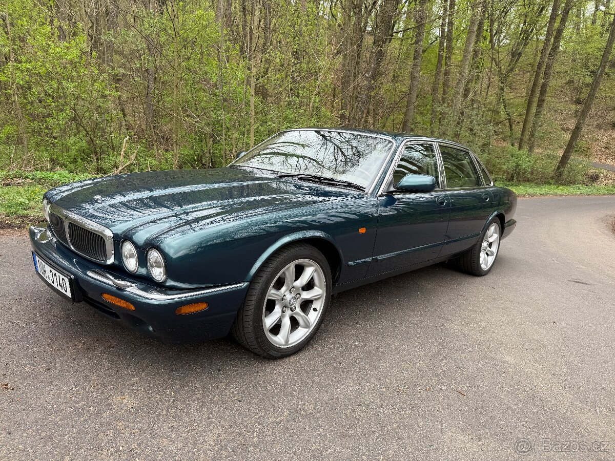 JAGUAR XJ