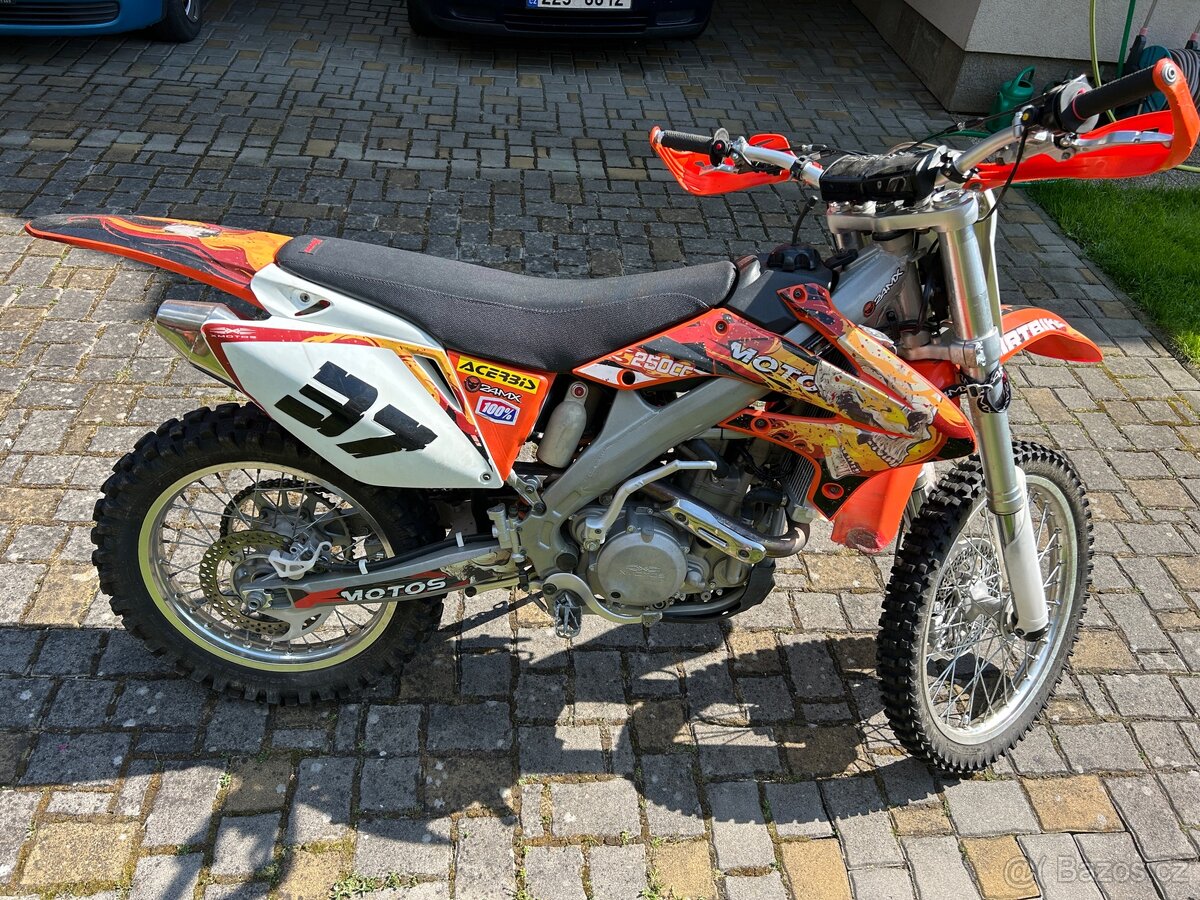 XMOTOS 250 H2O