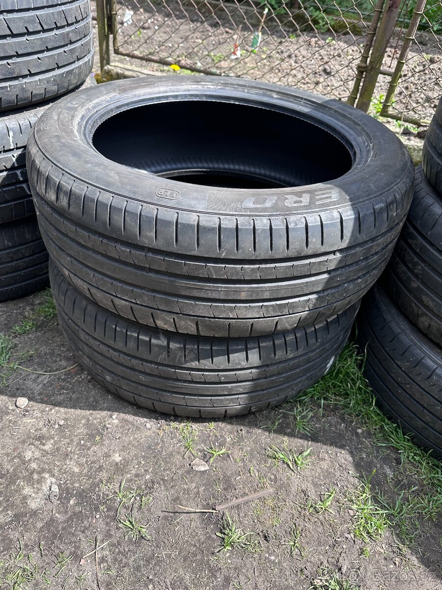 2ks letních pneu 235/50 R20 - Pirelli
