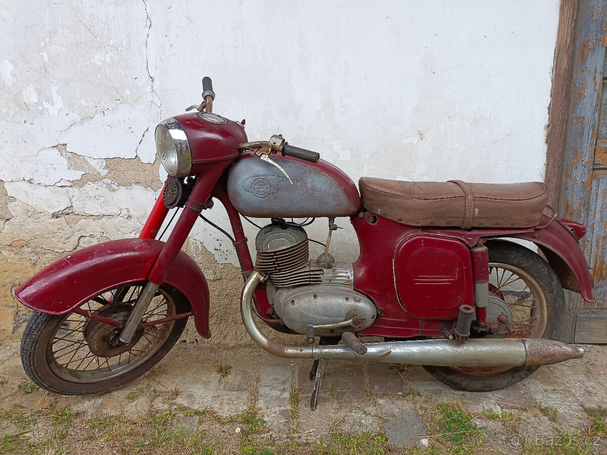 motocykl čz kývačka 175 ccm typ 450 bez tp kompletní moto