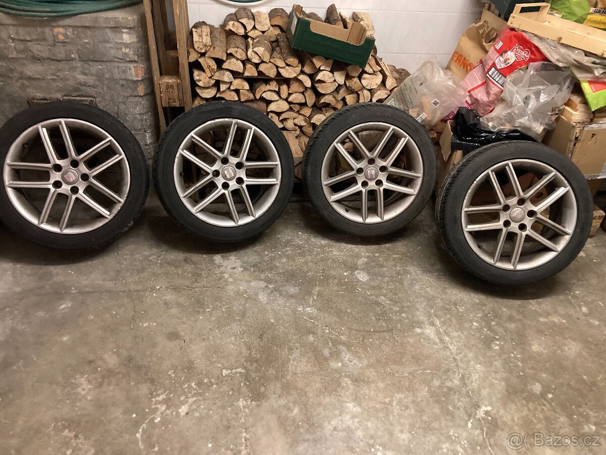 Alu seat R17