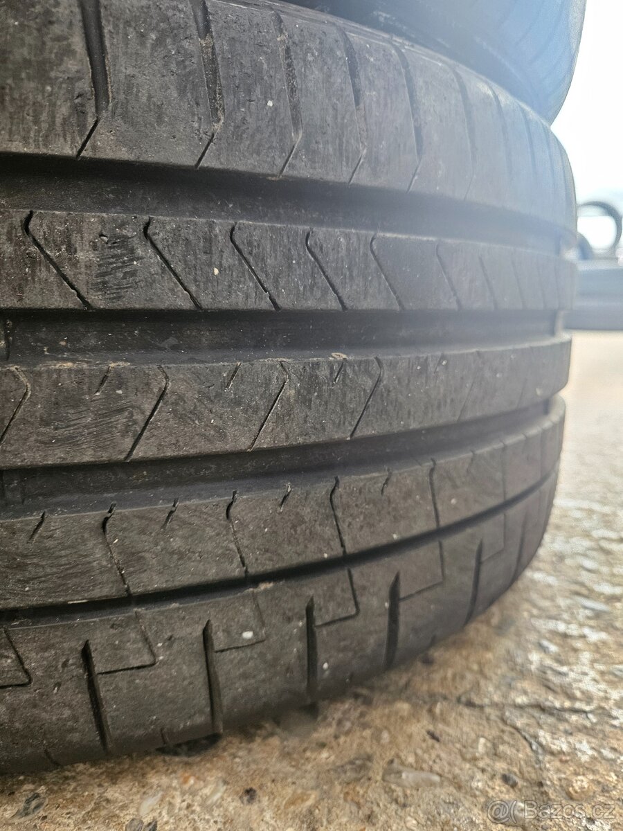 245/35R19 93Y XL P-Zero (PZ4) Sport PNCS PIRELLI