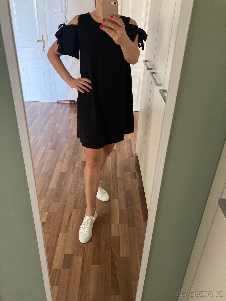 Letní vzdušné šaty vel. M/L