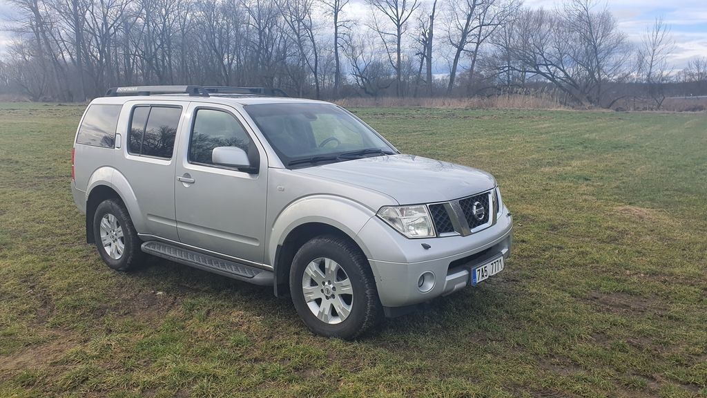Nissan Pathfinder LE 128kw rv. 2006/9 plná výbava LE