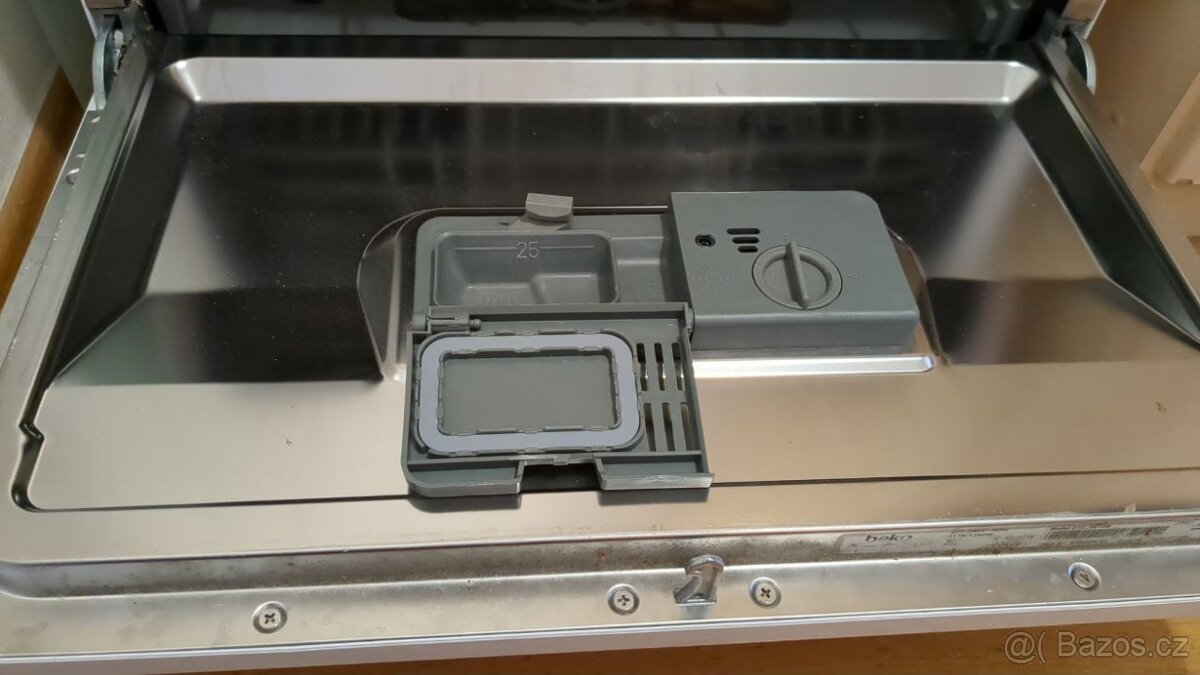 Stolni mycka BEKO DTC 36610 W