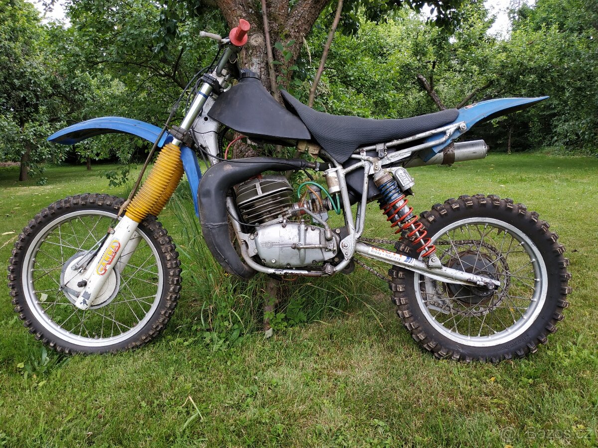 Čz 250/997