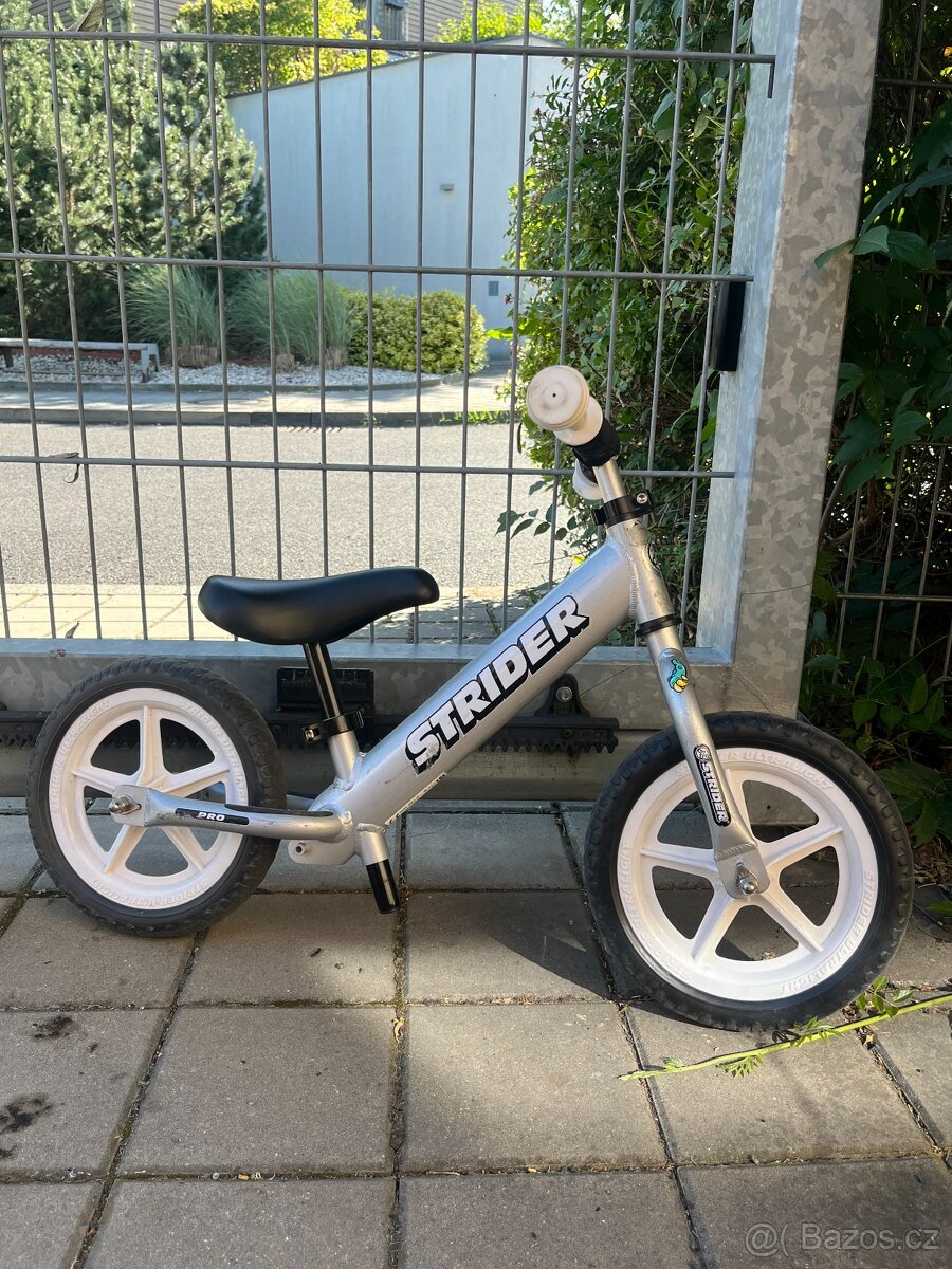 odrážedlo Strider 12 Pro Balance Bike
