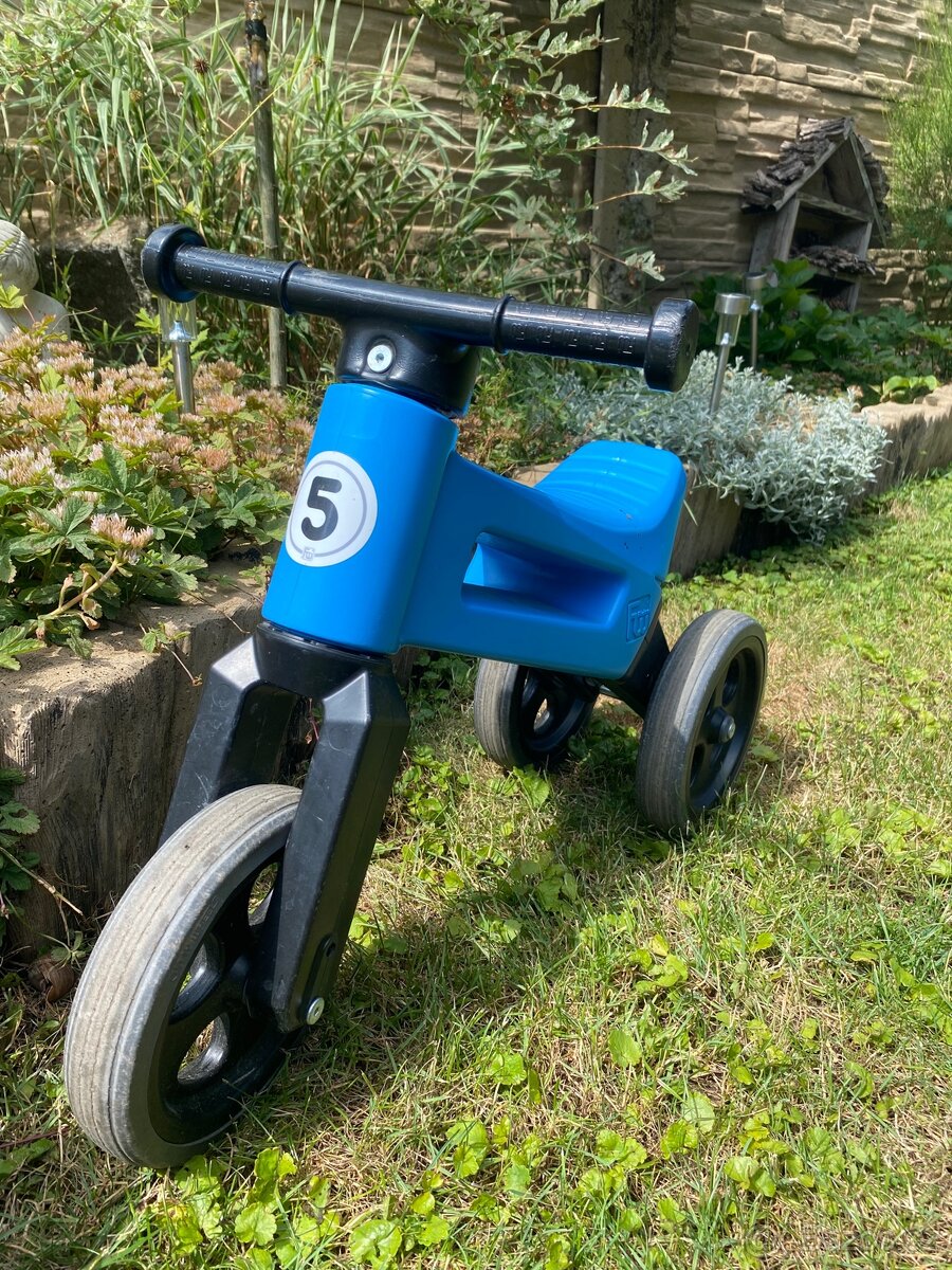 Funny wheels