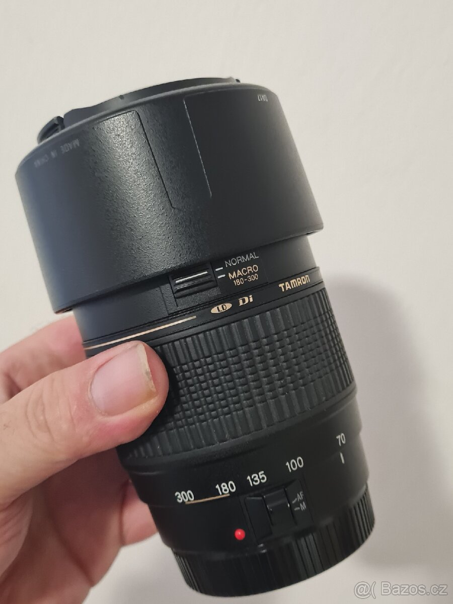 Tamron AF 70-300mm f/4-5.6 Di Canon LD Macro 1:2