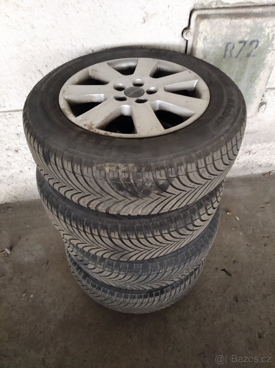 Prodám sadu kol R15