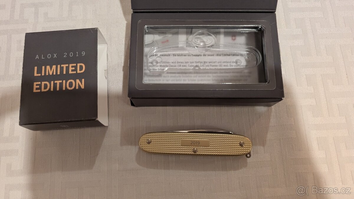 Victorinox Pioneer 2019