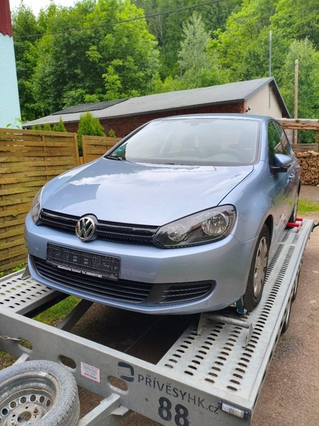 Volkswagen Golf 1.4 MPI benzín