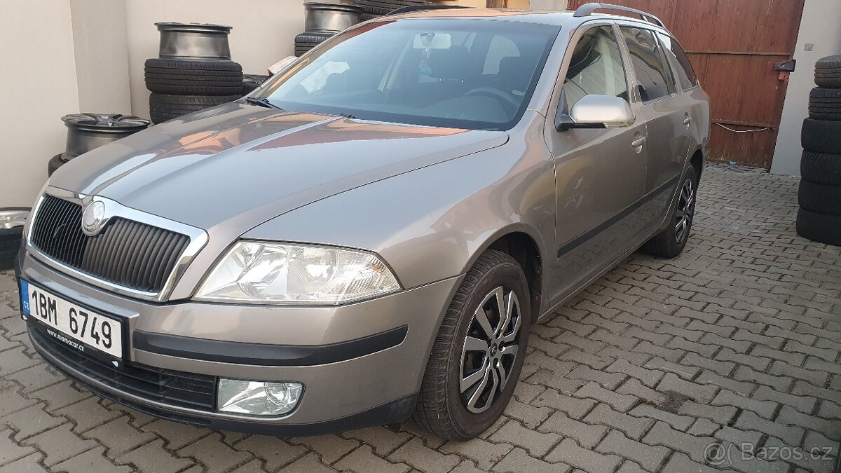 Octavia II 1.6 MPI 75 kw koupena nová v CR 2007