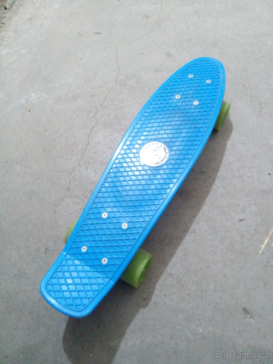 skateboard