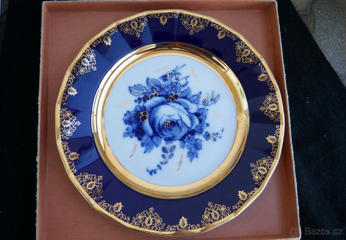 Talíře zdobené (zlato, kobalt)