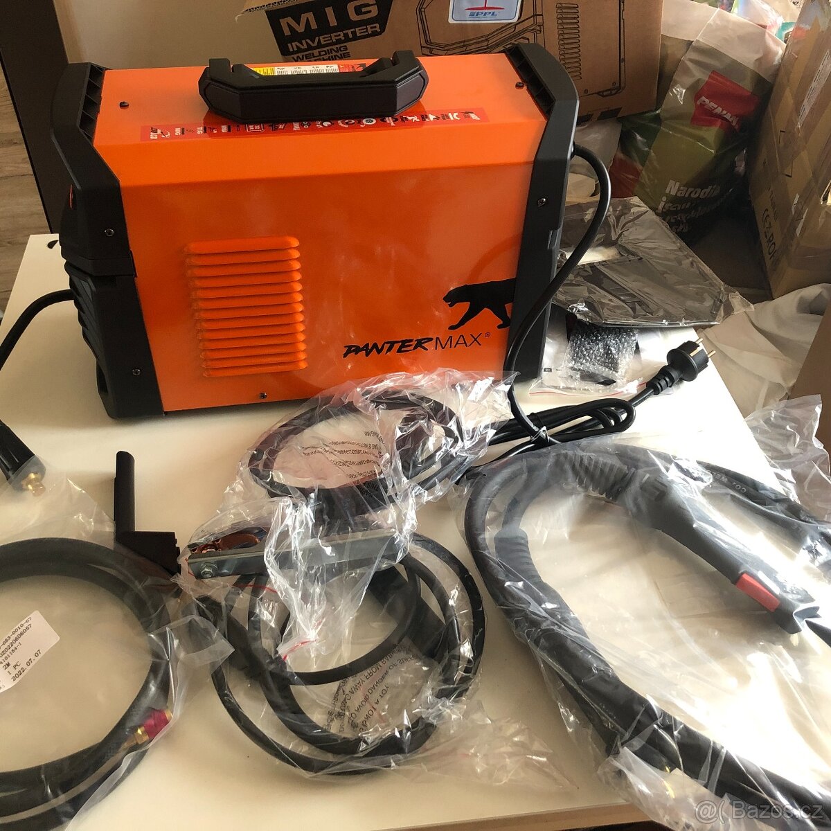 Pantermax 230LCD svářečka