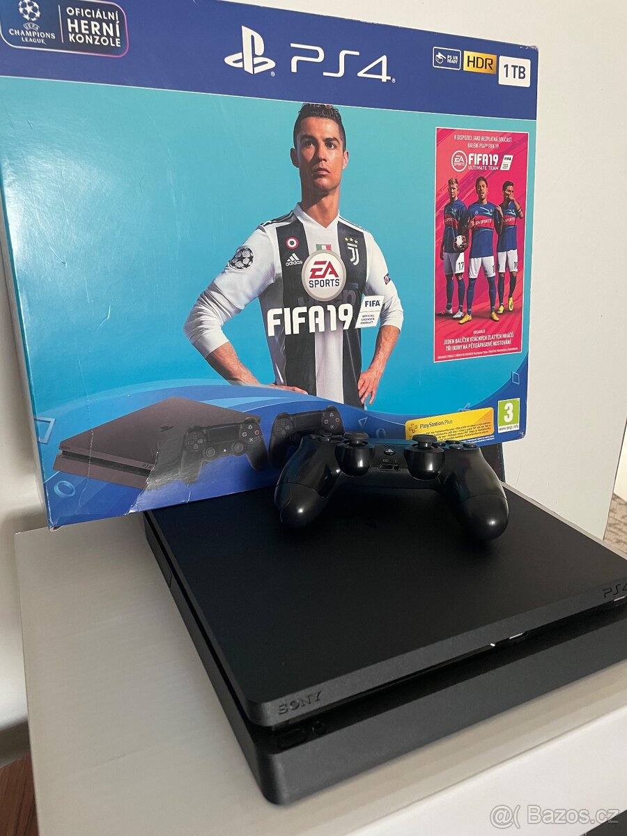 PlayStation 4 Slim – 1TB + ovladač – TOP stav