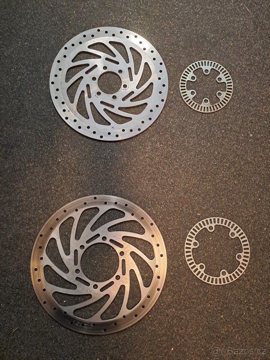 Přední brzdový kotouč pro KTM 125 14-16 300mm