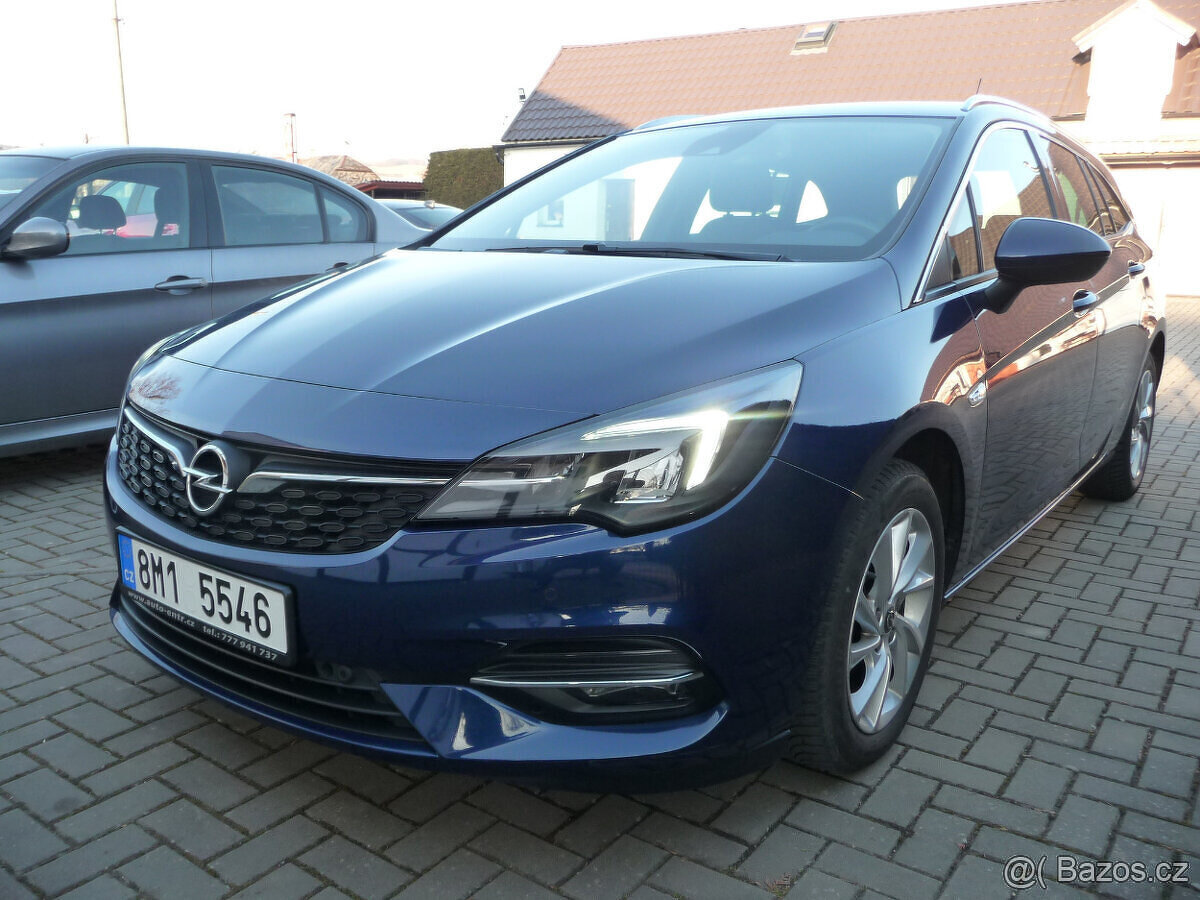 Opel Astra 1.4i 107kw rv.2021 Automat po 1.majiteli sports -