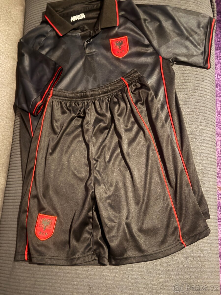 Fotbalový dres Albánie, 12let.