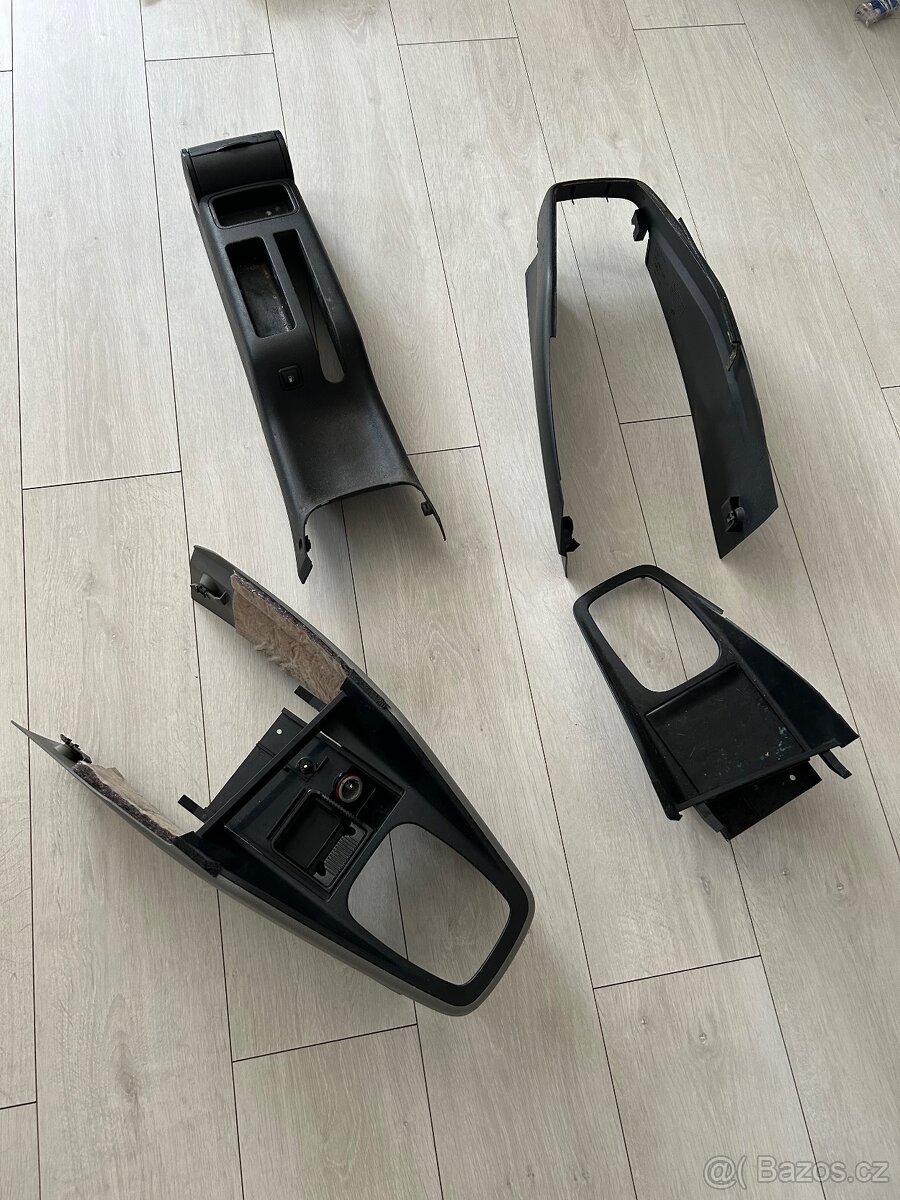 Golf 4 středový tunel