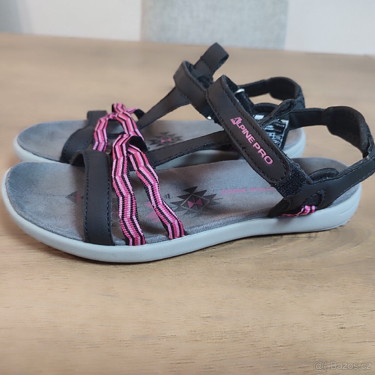 Sandále Alpine Pro , velikost 37