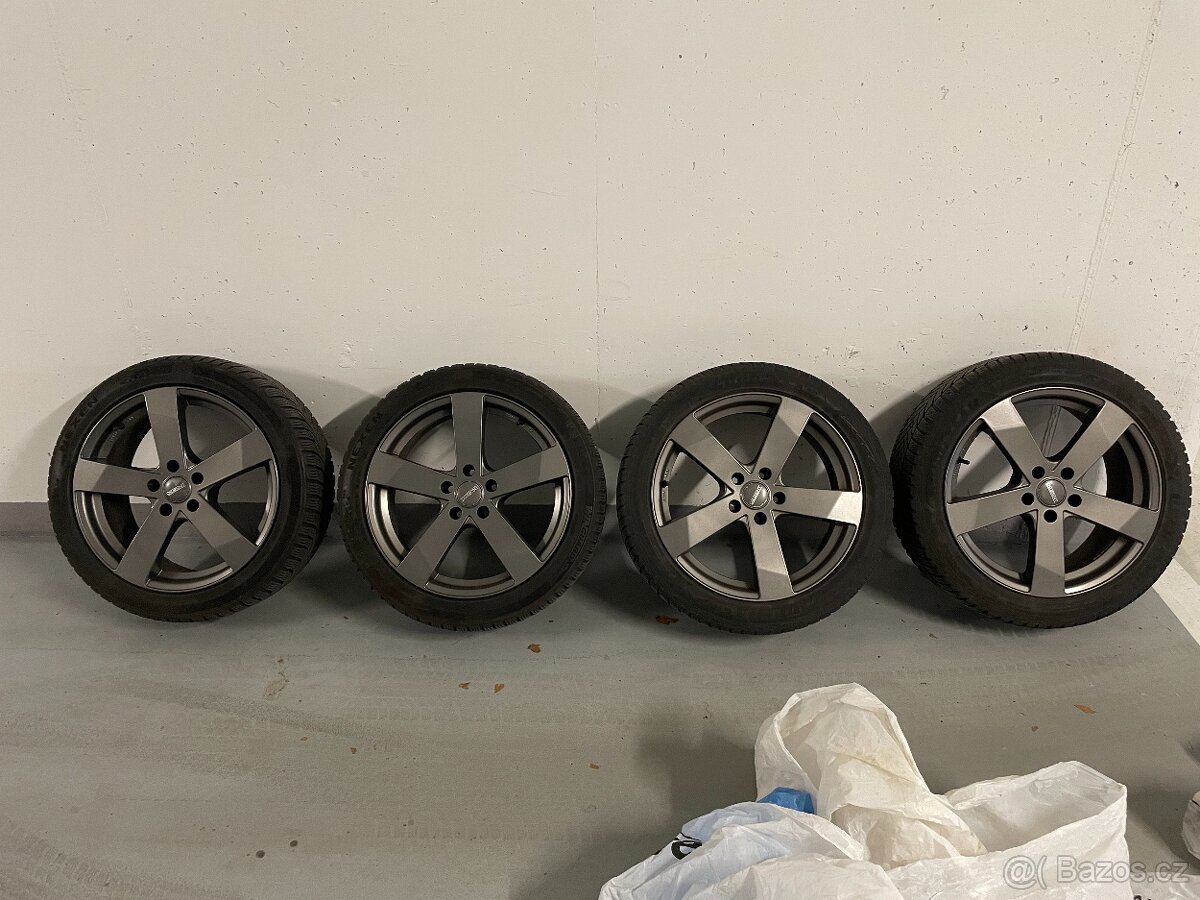 Litá kola Dezent graphite 225/45 R18 na zimních pneu