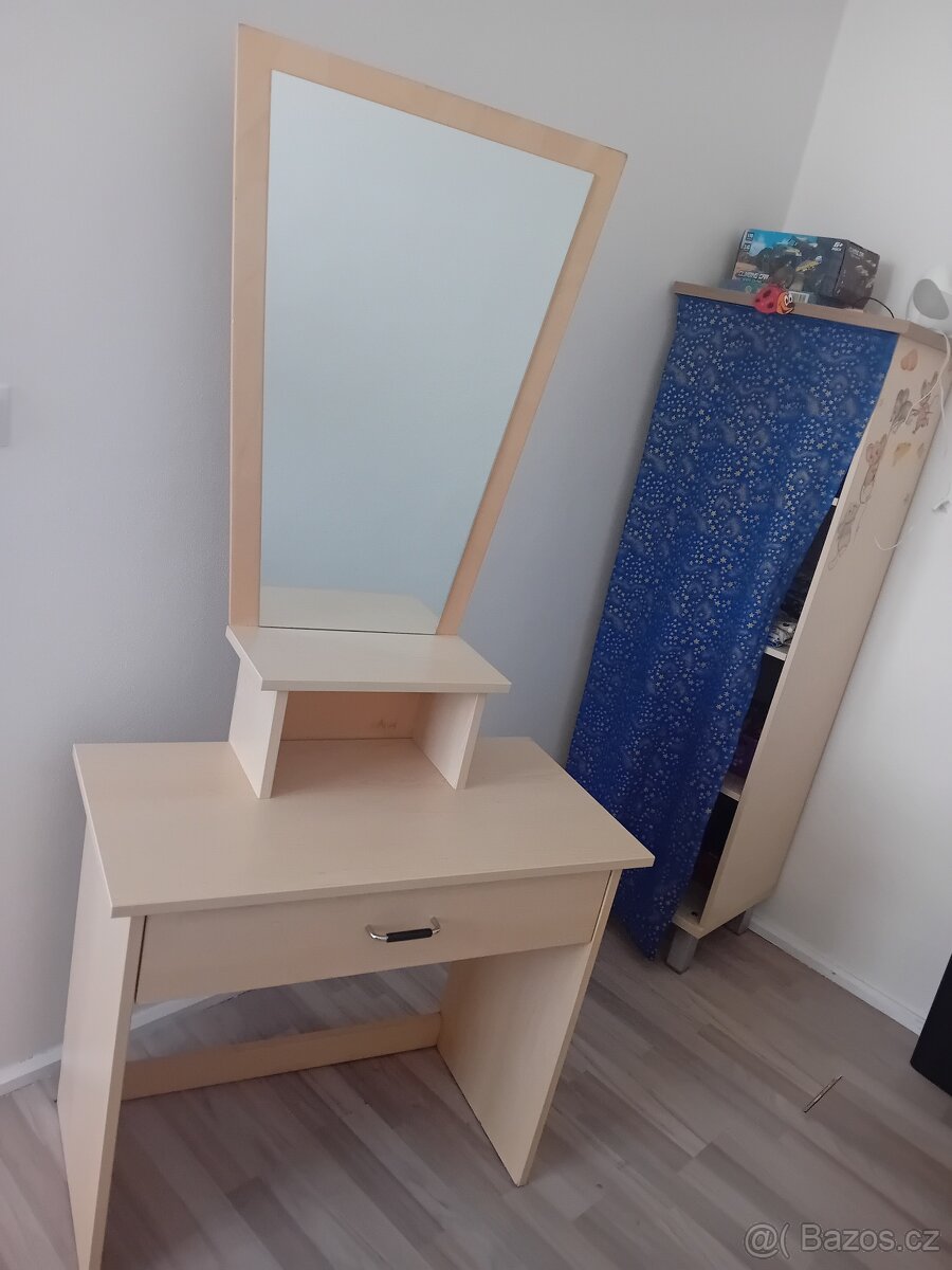TOALENTNÍ STOLEK