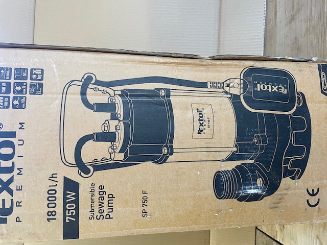 EXTOL PREMIUM SP 750 F SEWAGE PUMP